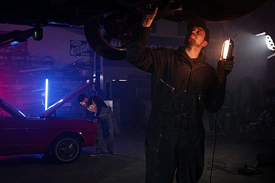 Je li vas auto dizao glasno buku dok je u pokretu?