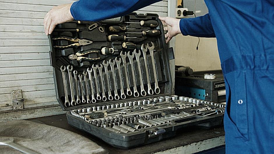 Prednosti Samostalnog Popravljanja Auta