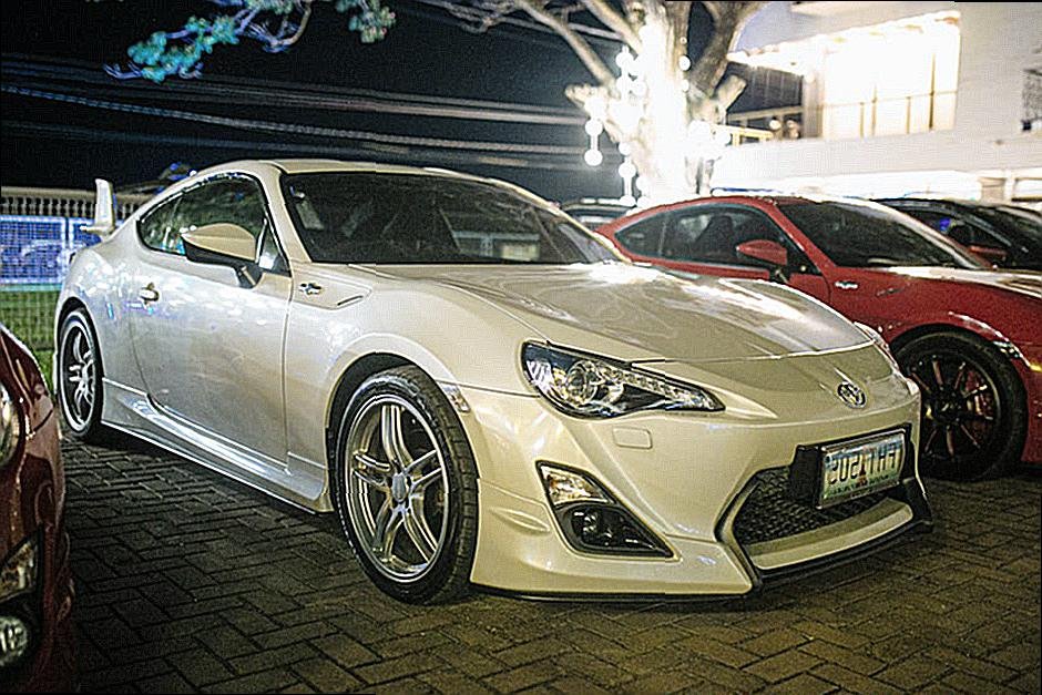 What Should I Look for When Inspecting My Car Tires?