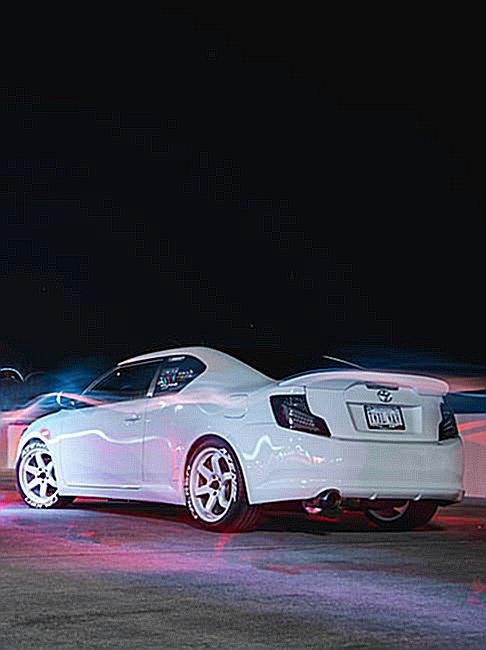 What are the Benefits of Low-Profile Tires?