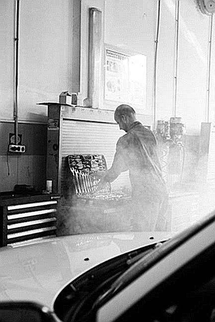 Kako-Samostalno-Zamijeniti-Auto-Svjetla-4d1afc314cd7