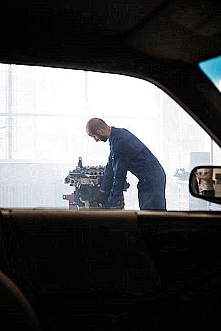 Kako-Zameniti-Kocione-Plocice-Kao-DIY-Projekat-35758eefb8b4